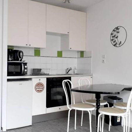 Studio 150M De La Plage Des Demoiselles Сент-Илер-де-Рье Экстерьер фото